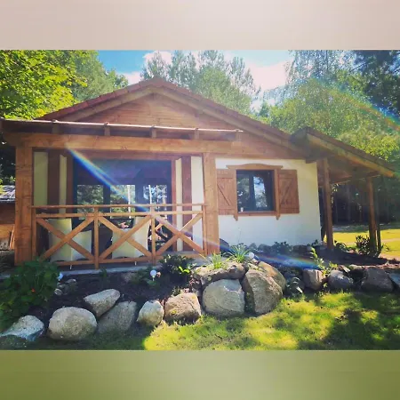 Lesna Kryjowka W Lesie Feriehus