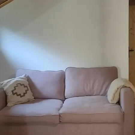 Lesna Kryjowka W Lesie * Wersk