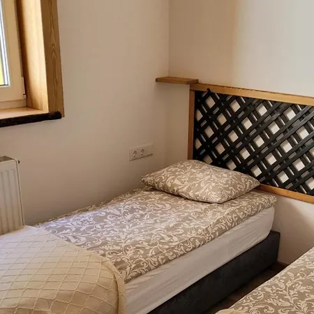 Dom wakacyjny Leśna Kryjówka W Lesie Wersk