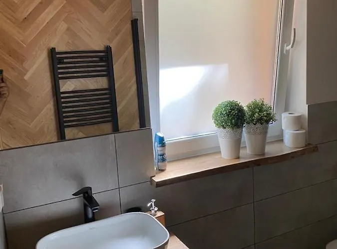 Lesna Kryjowka W Lesie Tatil Evi