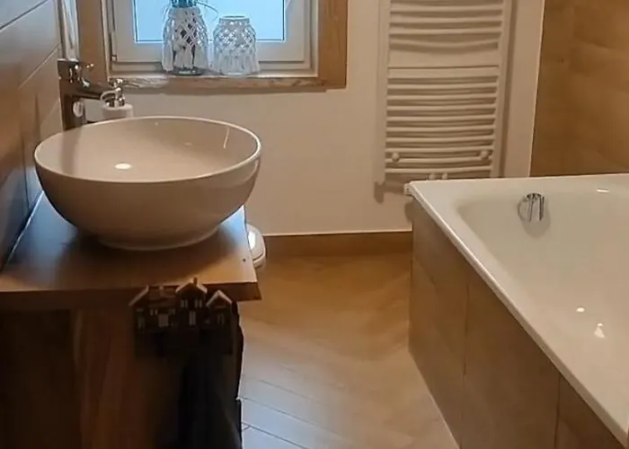 Lesna Kryjowka W Lesie Tatil Evi Wersk