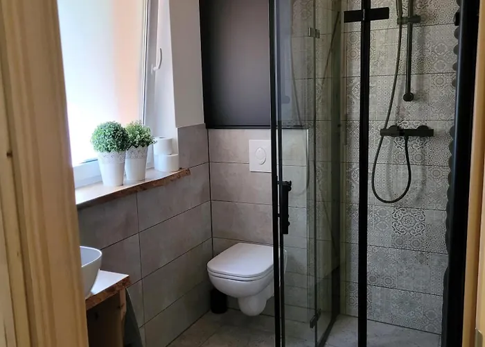 Lesna Kryjowka W Lesie Tatil Evi